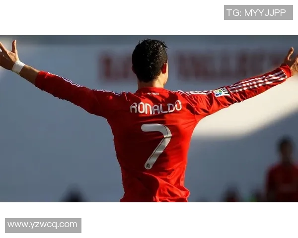 足球明星高清美工图片欣赏展现球场风采与个人魅力的艺术之旅