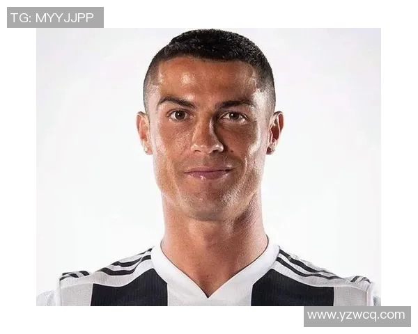 C罗因逃税问题被罚款引发球迷热议与媒体关注