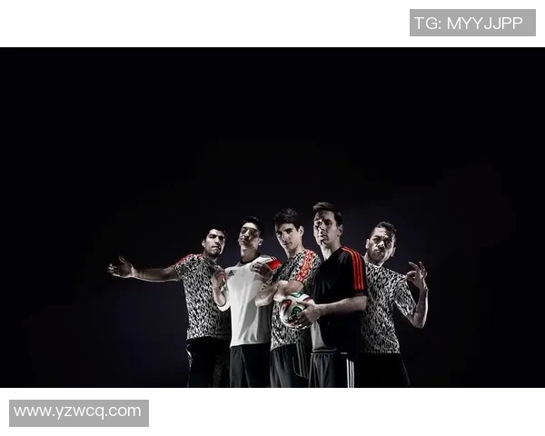 时尚女生必备足球明星黑色鞋款图片大集合