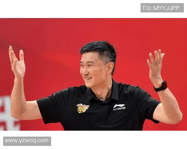 模范篮球明星的成长之路与成功背后的不懈努力与坚持